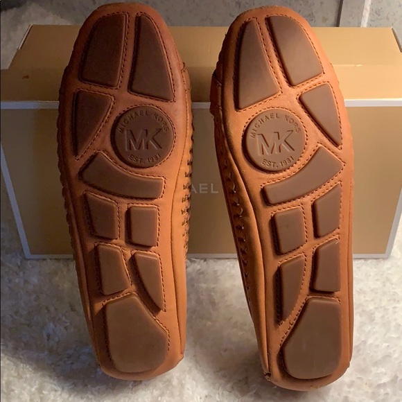 NWT MICHEAL KORS FULTON MOC FLATS🔥 - Picture 6 of 8